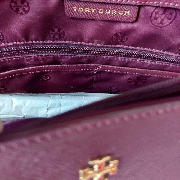 Tory Burch York Buckle Tote - Picture 11 of 12